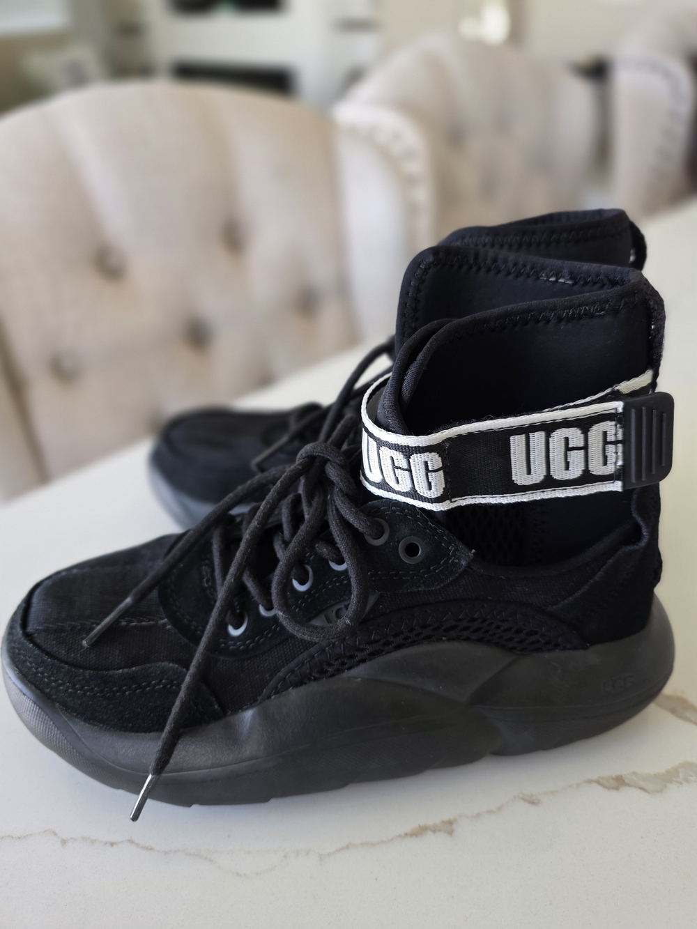 UGG Woman  Black High-Top Lace Sneakers with Branded Strap
